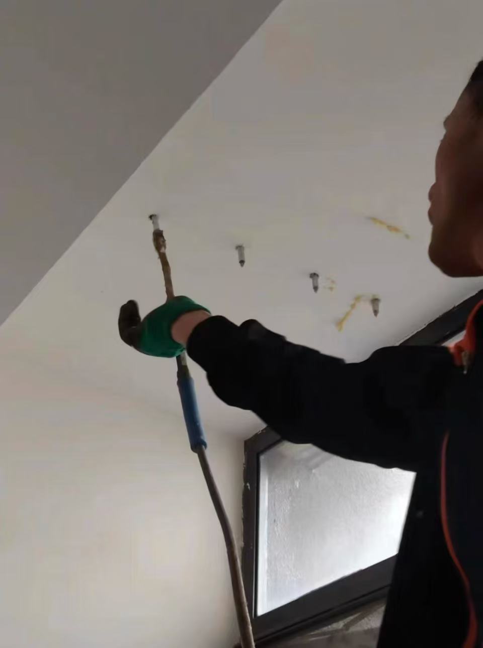 天花板防水